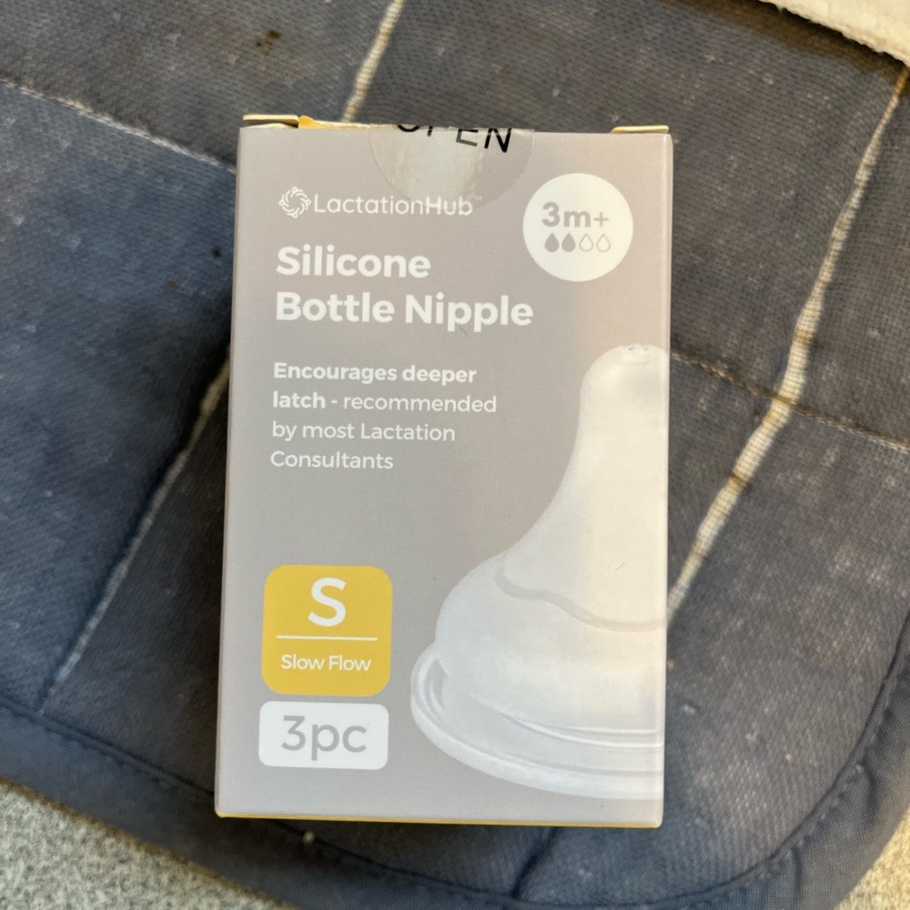 New never opened LactationHub Silicone Bottle Nipple 3-Pack